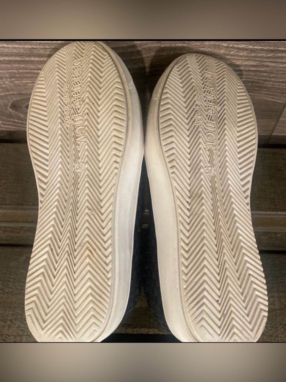 “Bernie Mev” Black Slip-On Casual Shoes/Sneakers. Size: 7 - Picture 2 of 4
